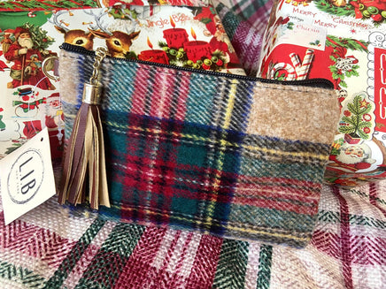 Plaid Wristlet (Tan) - Deer Creek Mercantile