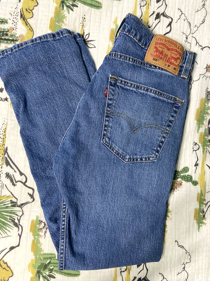Pre-Loved Levi's Denim Jeans Size 30 - Deer Creek Mercantile
