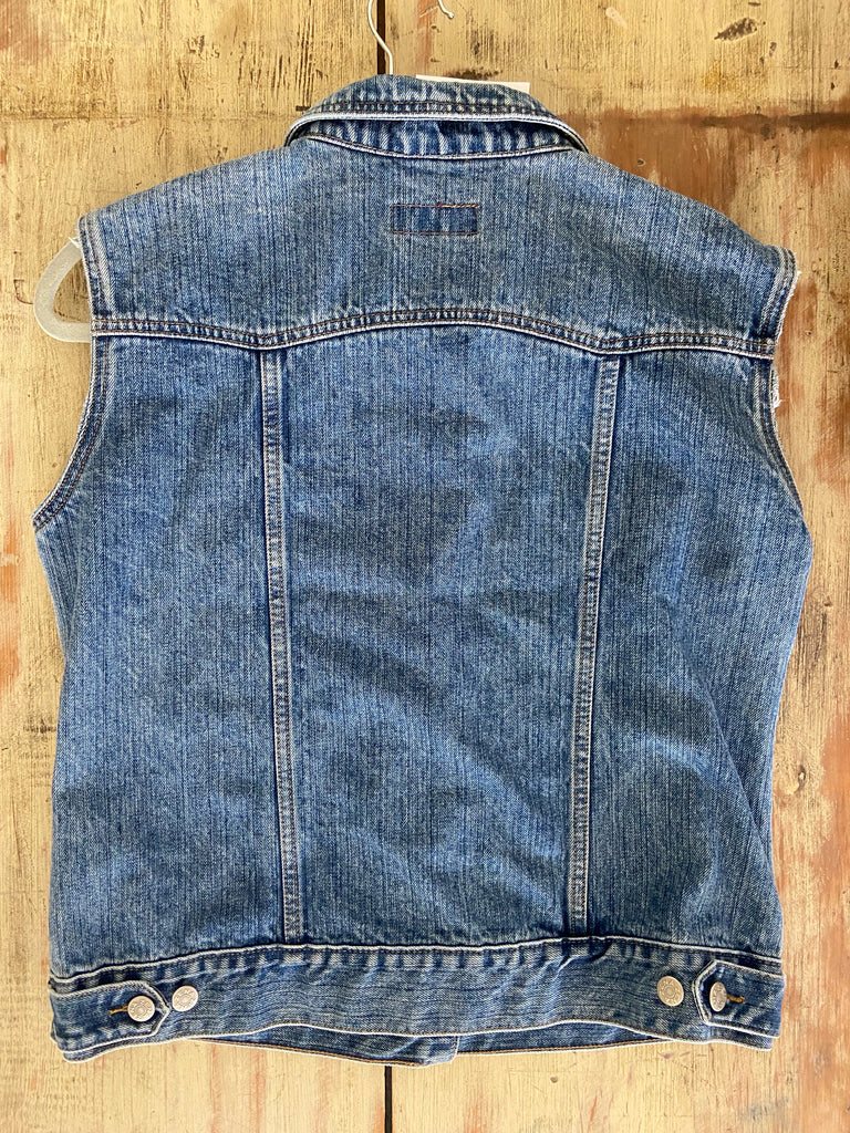 Women's Denim Vest - Zena - Deer Creek Mercantile