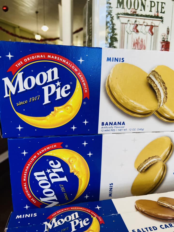 Mini Moon Pies Banana - Deer Creek Mercantile