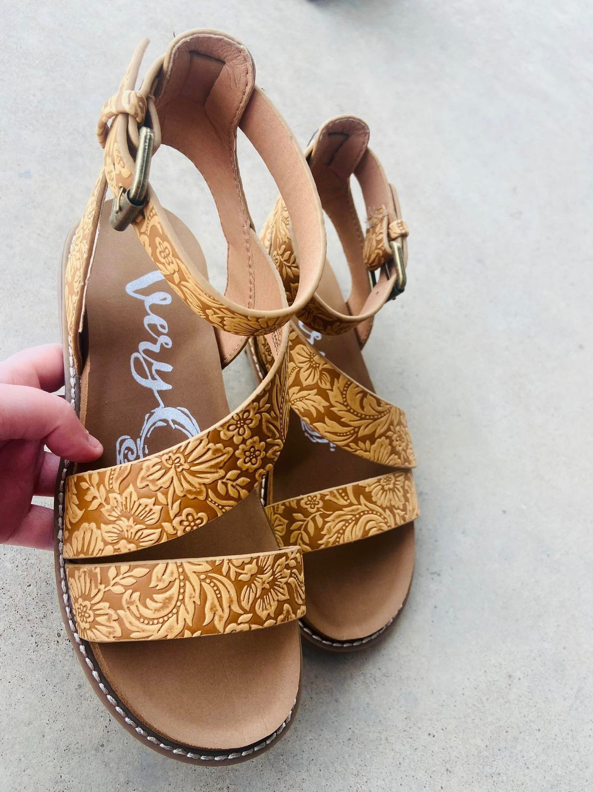 Vanna's Tan Tooled Western Sandals - Deer Creek Mercantile