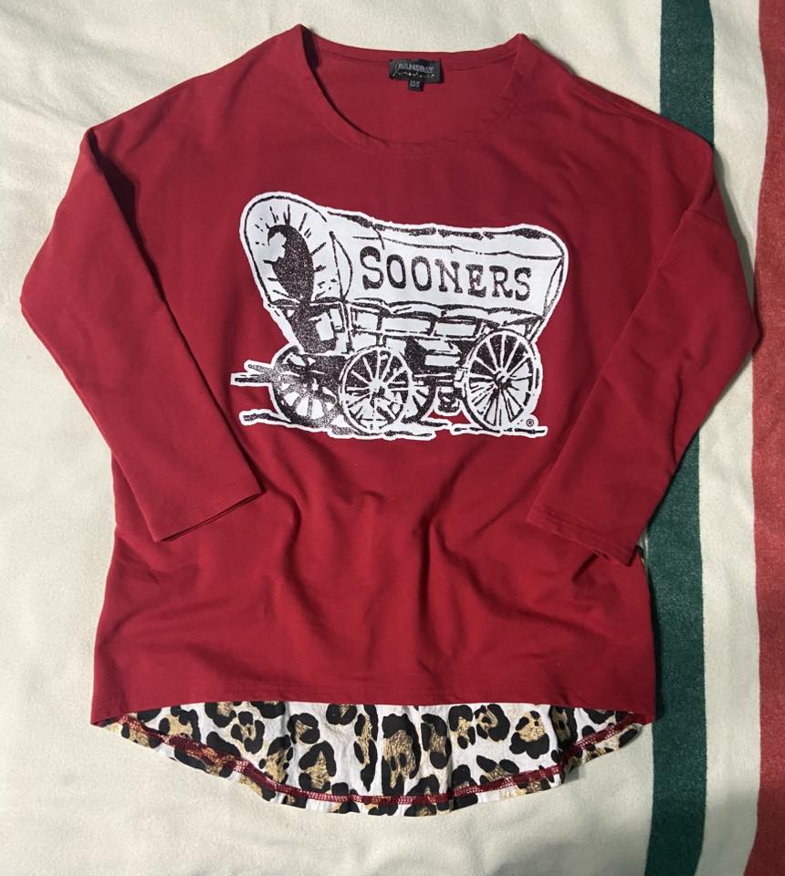 OU Leopard Women's Shirt *Size Small OVERSIZED (Pre-Loved) - Deer Creek Mercantile