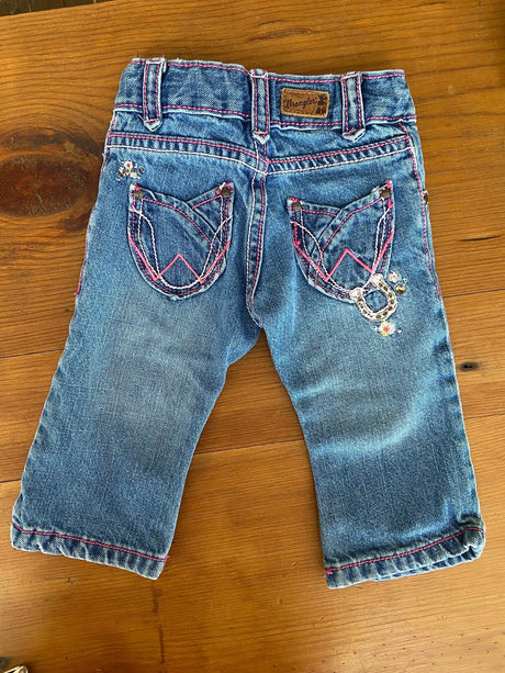 Pre-Loved Wrangler Infant Girls Jeans Star/Horseshoe Size 6/9M - Deer Creek Mercantile