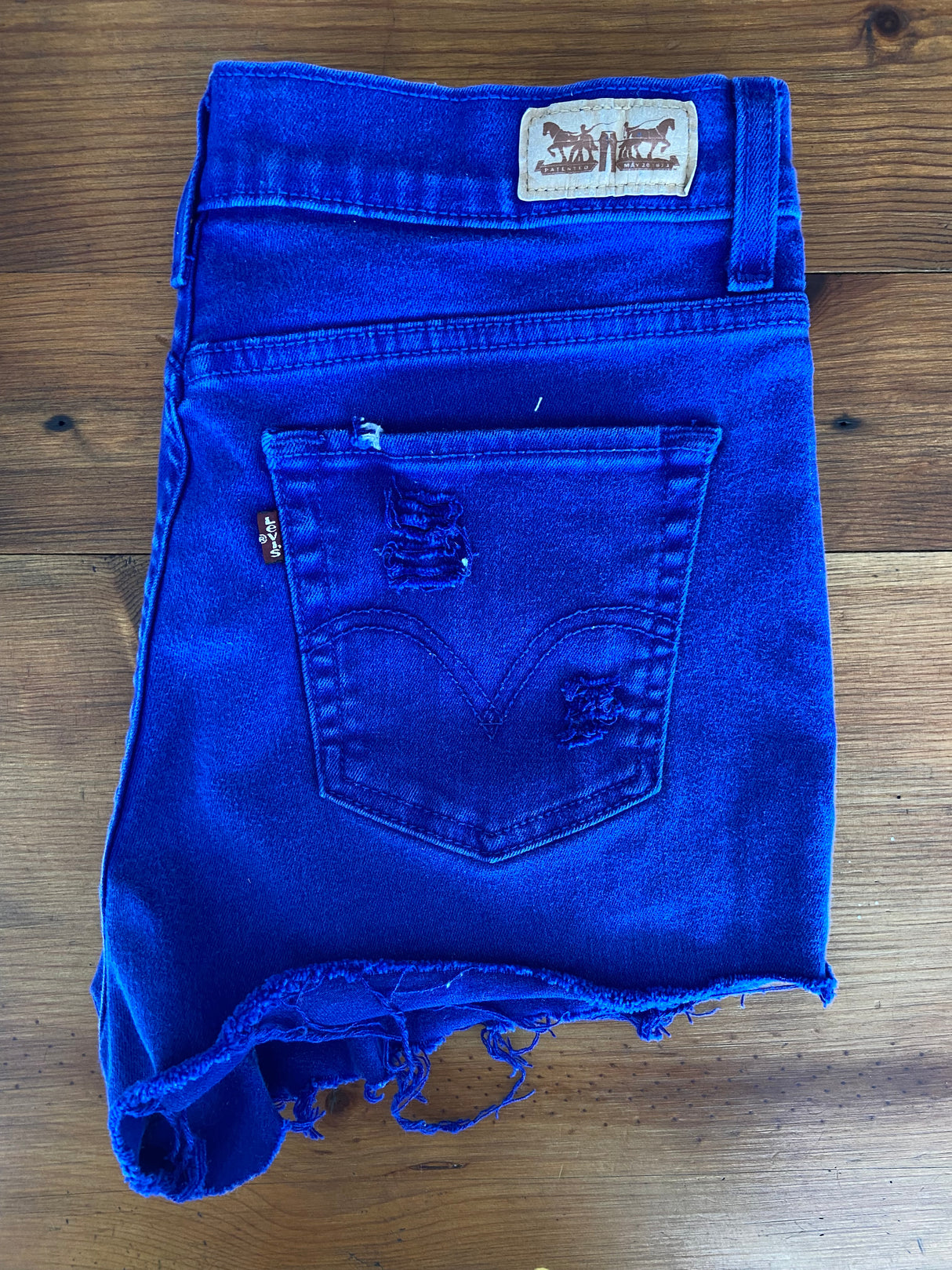 VINTAGE Cutoff Denim Levi's Shorts *Indigo - Deer Creek Mercantile