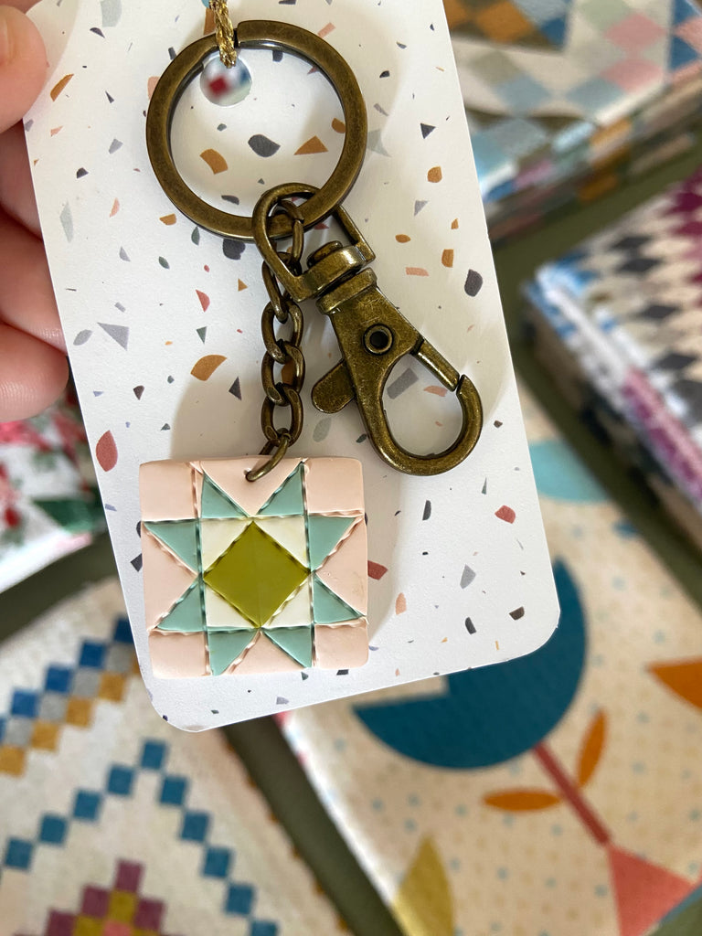 Cottage Bliss Quilt Pattern Keychain - Deer Creek Mercantile