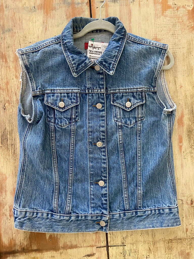 Women's Denim Vest - Zena - Deer Creek Mercantile
