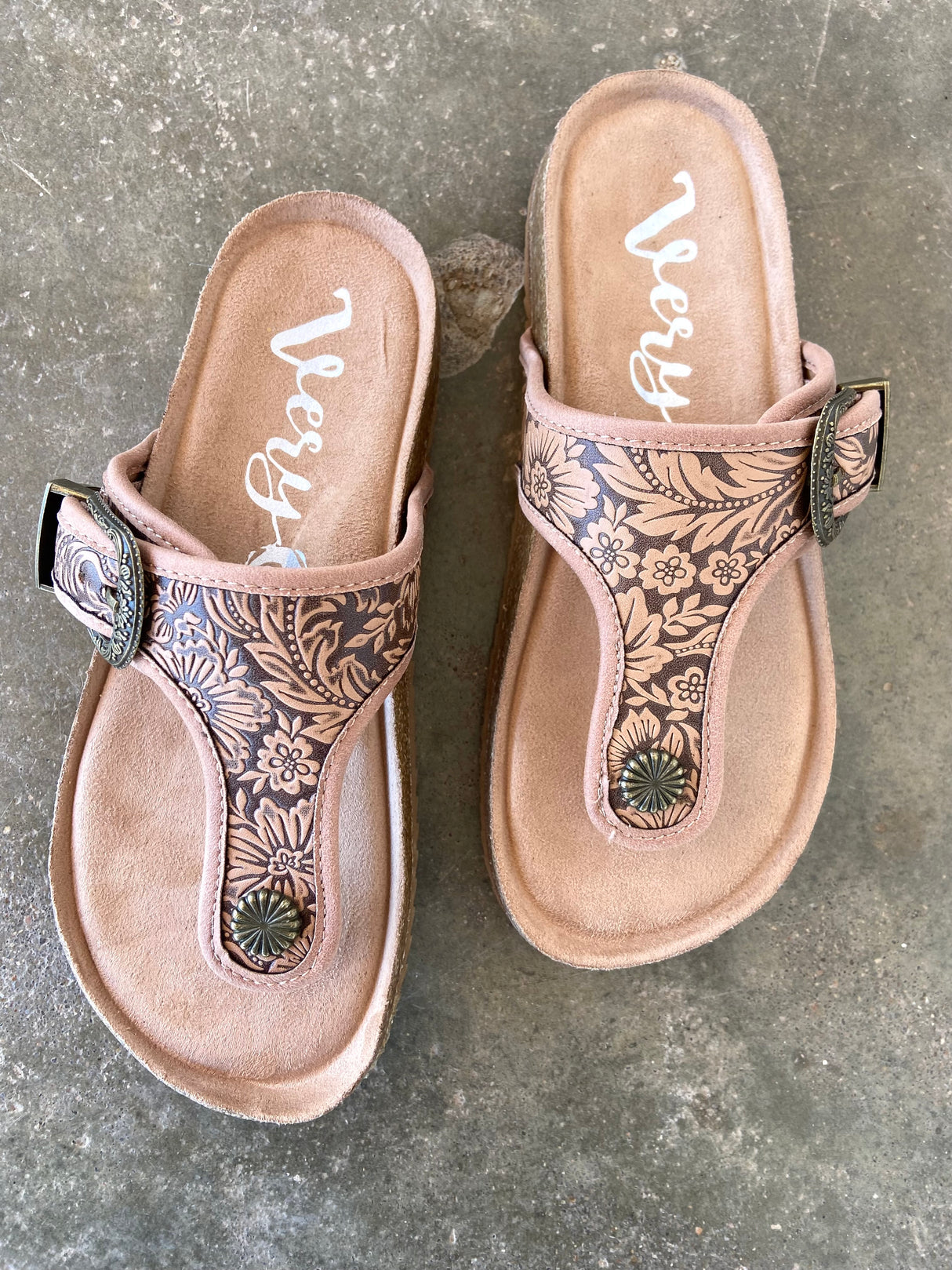 Sunny's Tooled Sandal * Tan