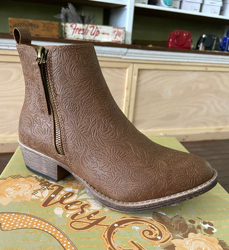 Tan Tooled Bootie Boot (Black/Brown) - Deer Creek Mercantile