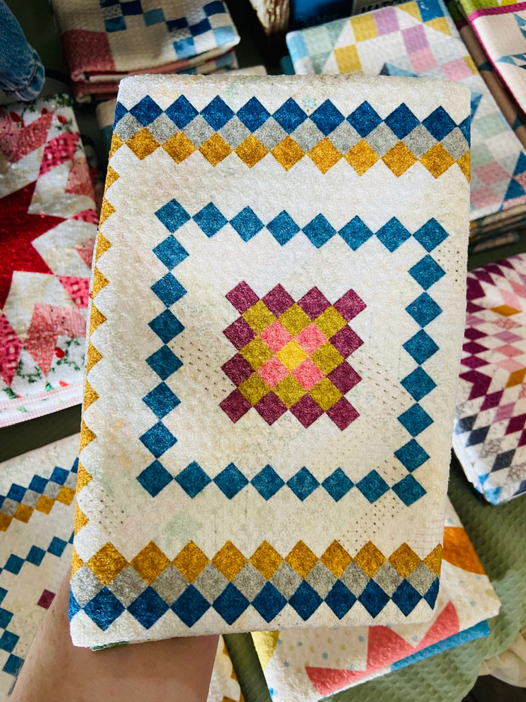 Chamomile Quilt Pattern Dish Towel - Deer Creek Mercantile