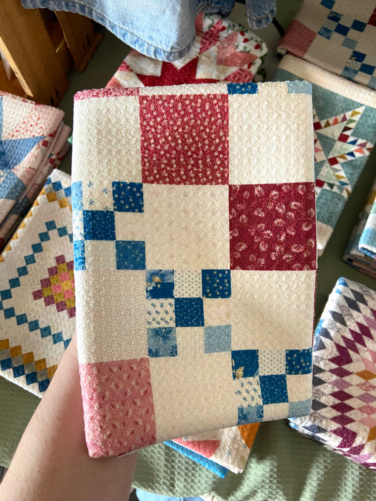 Cranberry Chain Patriotic Quilt Pattern Dish Towel - Deer Creek Mercantile