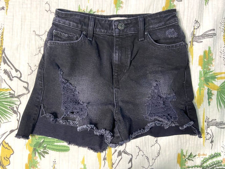 Pre-Loved Guess Denim Shorts * Black Size 25 - Deer Creek Mercantile
