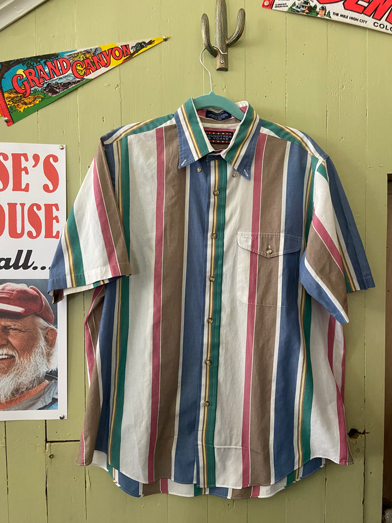 Vintage Roundtree & Yorke Short Sleeve Button Down Pastel Colors Shirt – Deer Creek Mercantile