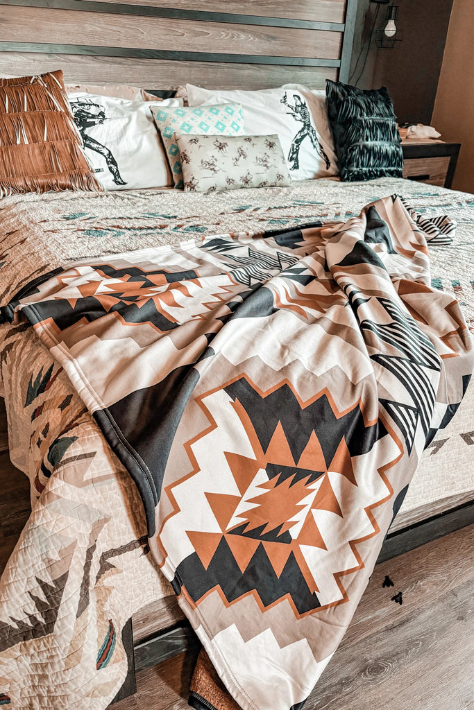 Santa Fe Dust Blanket - Deer Creek Mercantile