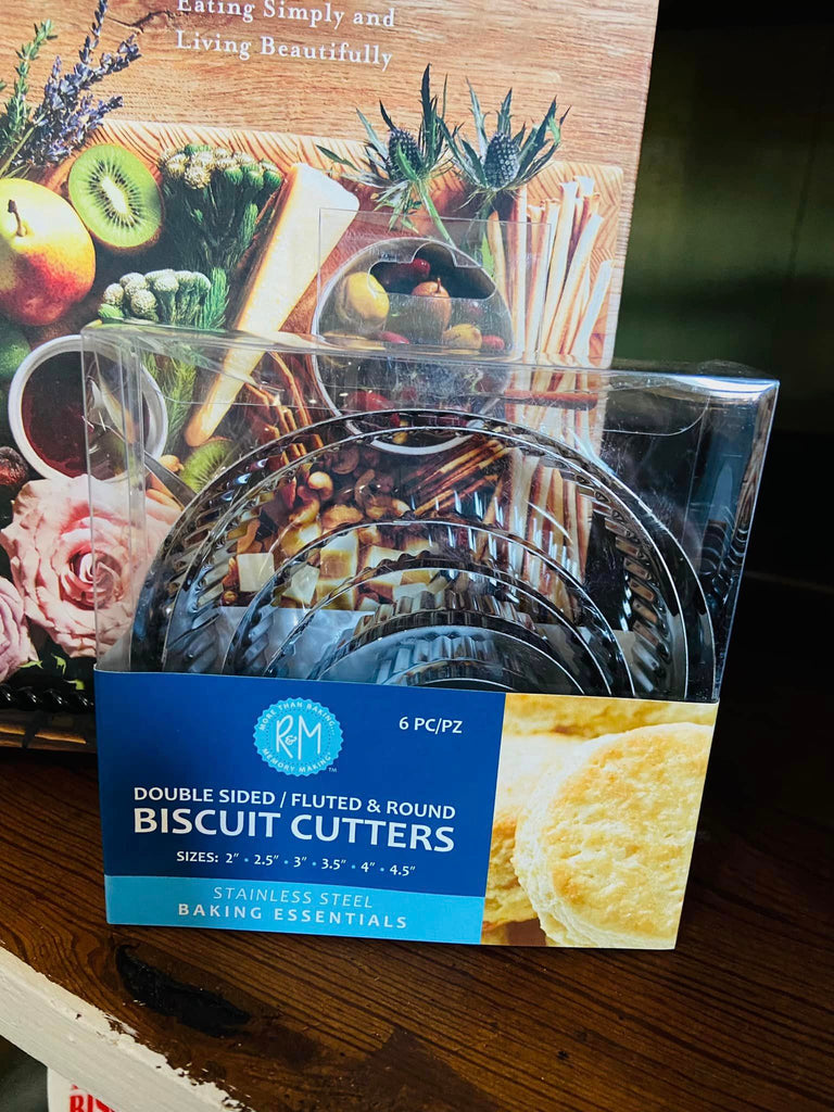 Double Sided Biscuit Cutter - Deer Creek Mercantile