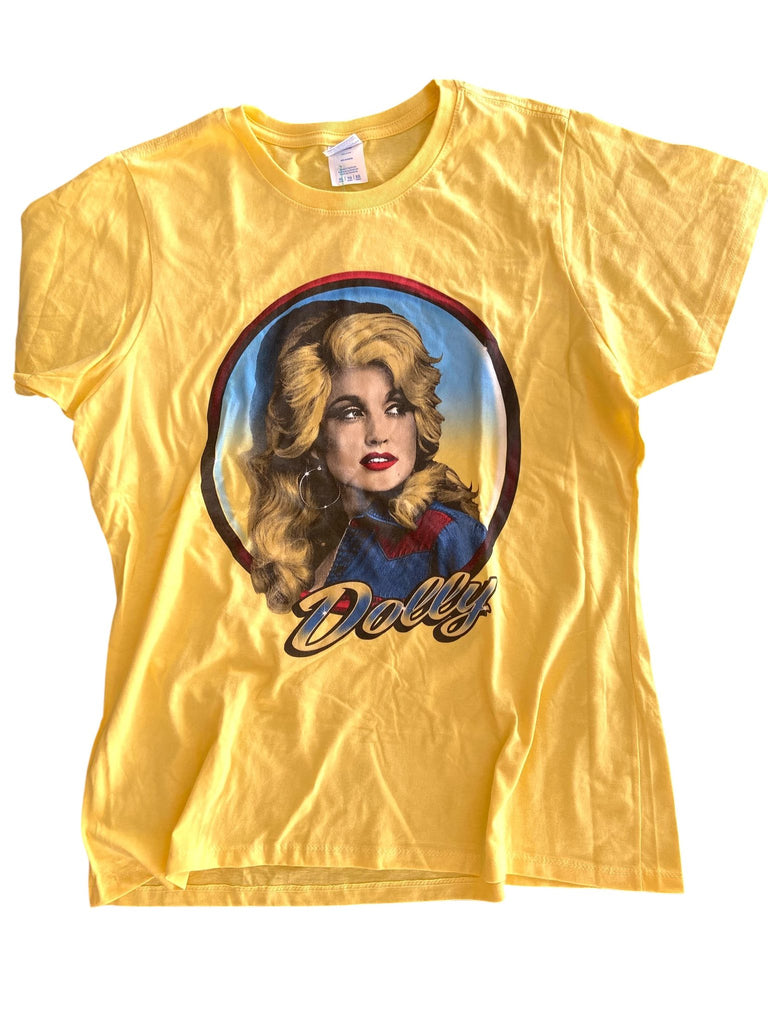 Pre-Loved Dolly Graphic Tee *Size XL - Deer Creek Mercantile