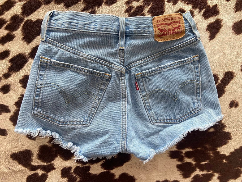 Pre-Loved Light Wash Levi's Denim Shorts Sz. 26 - Deer Creek Mercantile